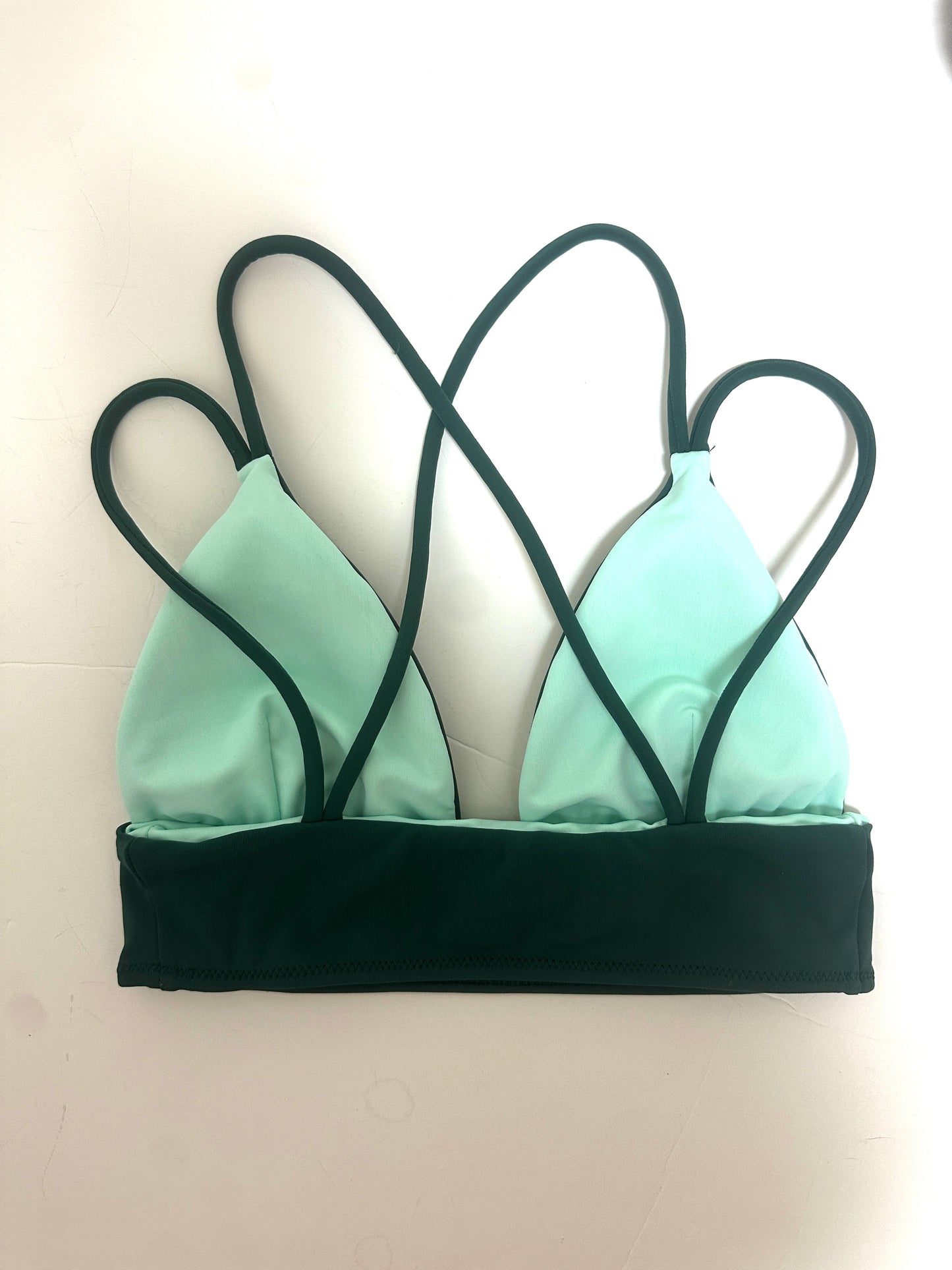 reversible bratop basil